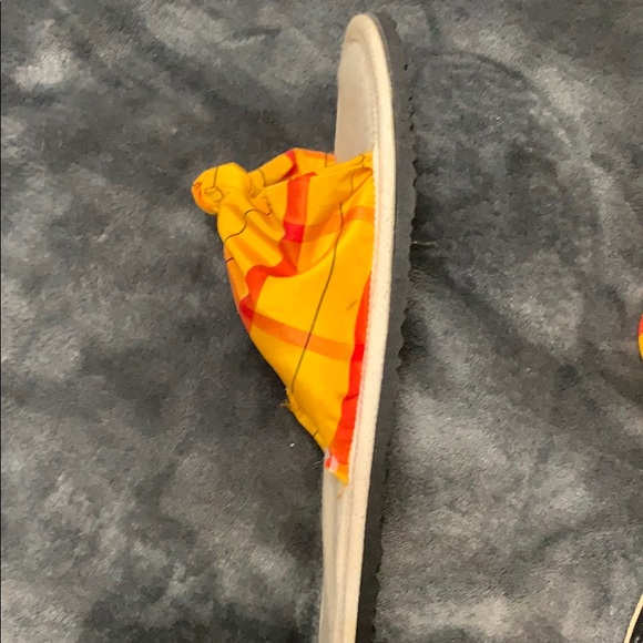 House slippers new! - Picture 3 of 3